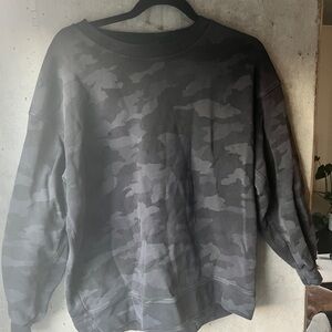 LuluLemon Women’s grey camo crew neck